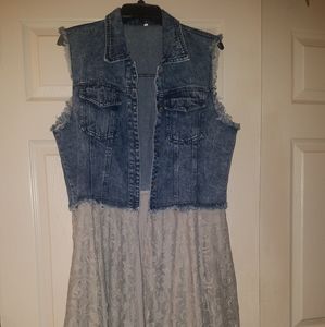Denim vest with lace skirt tag says 3X but fits more like a 16/18